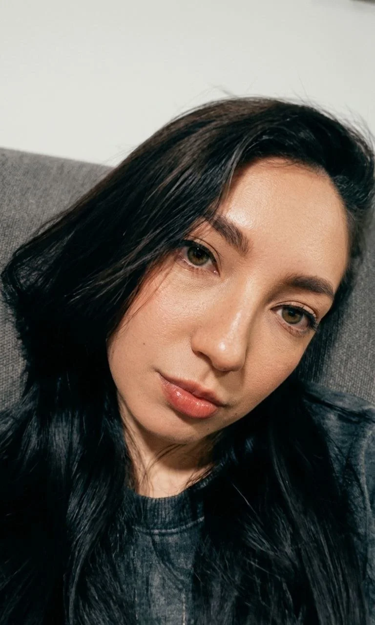 Isabel puta de 23 años Colombiana image 2