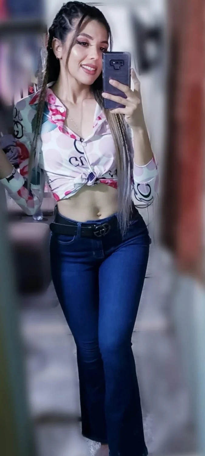 Girl puta flaquita y rico cuerpo sexy image 34