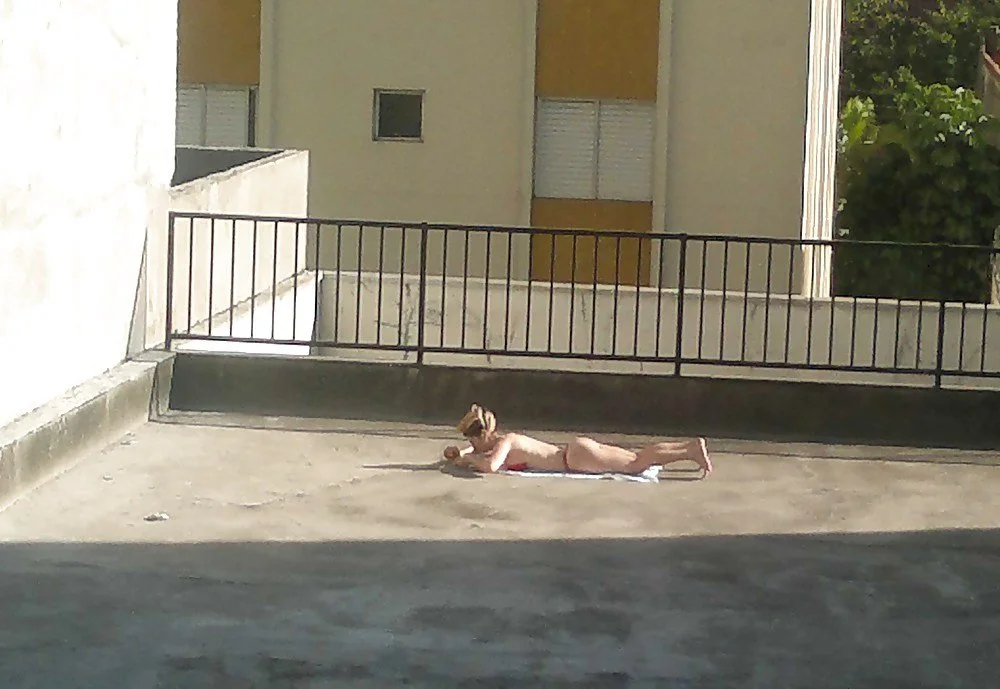 NEIGHBORHOOD VOYEUR image 2
