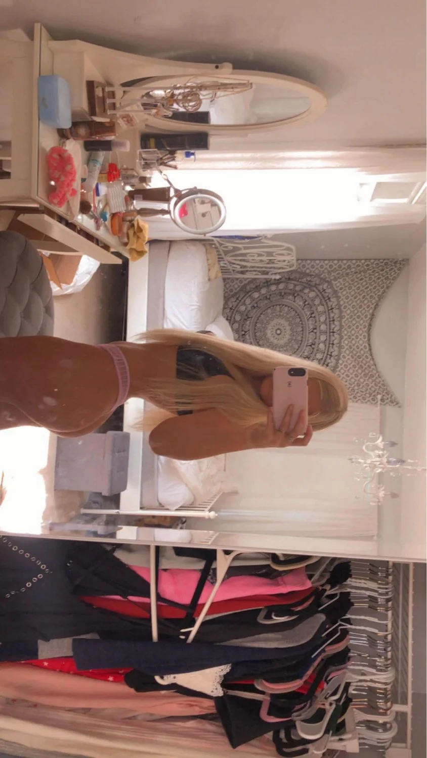 Anna k image 14