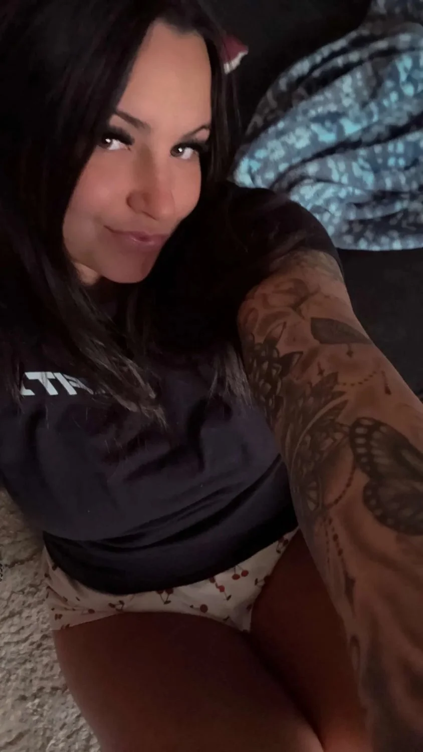 thick milf image 8