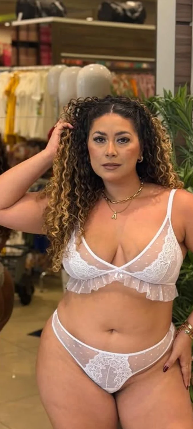 Adrielly Almeida image 4