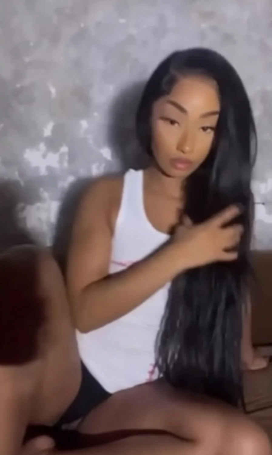 Rubi Rosè tried to hide that phat punani image 2