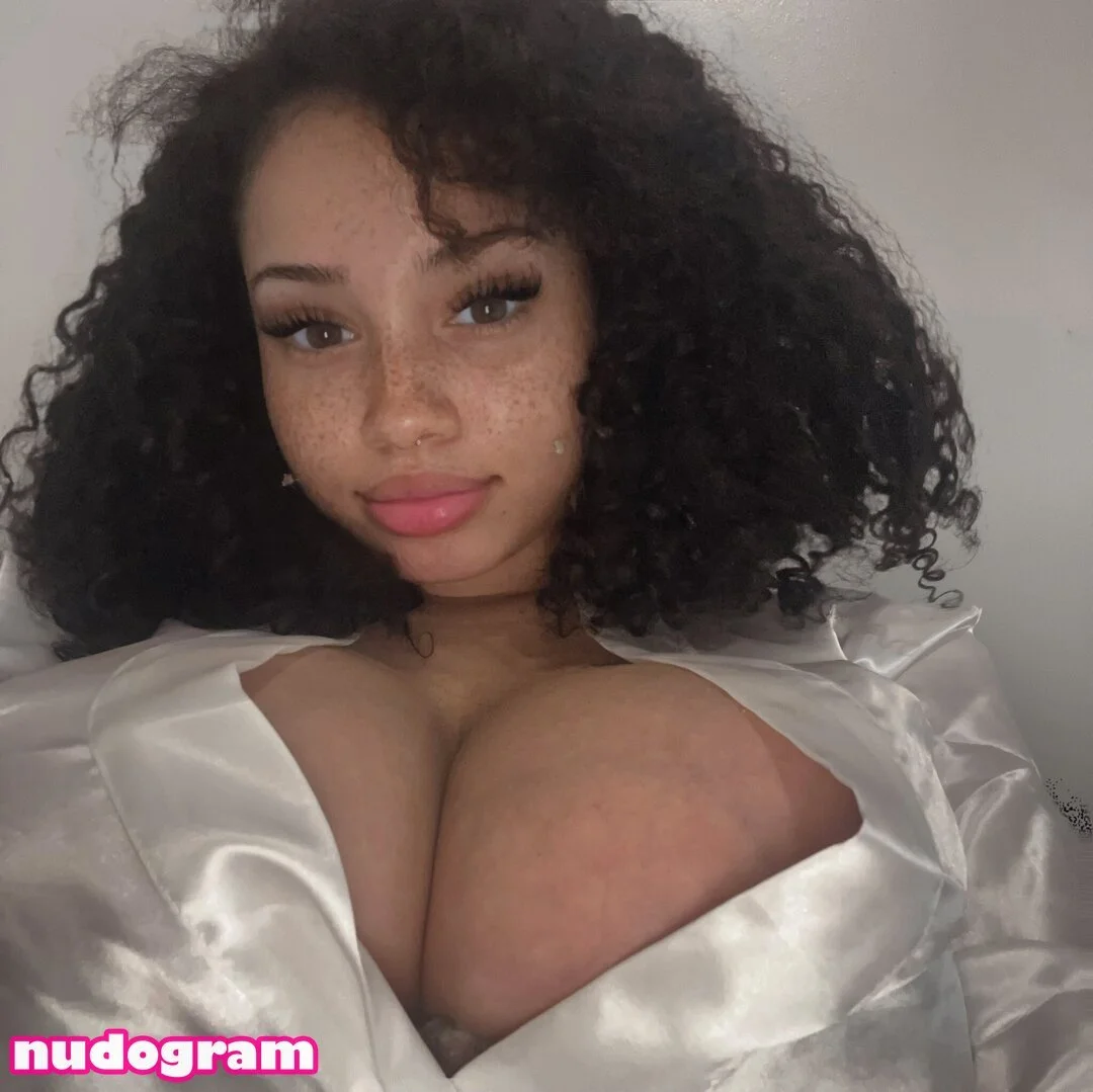 Drop: 1987 Goth - Huge Titties Up close😍 image 39