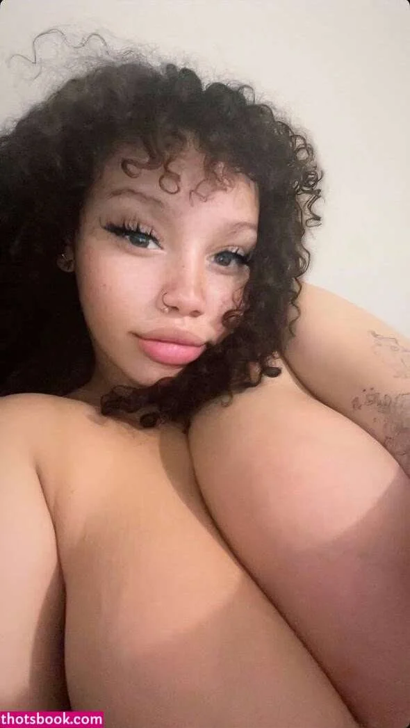 Drop: 1987 Goth - Huge Titties Up close😍 image 46