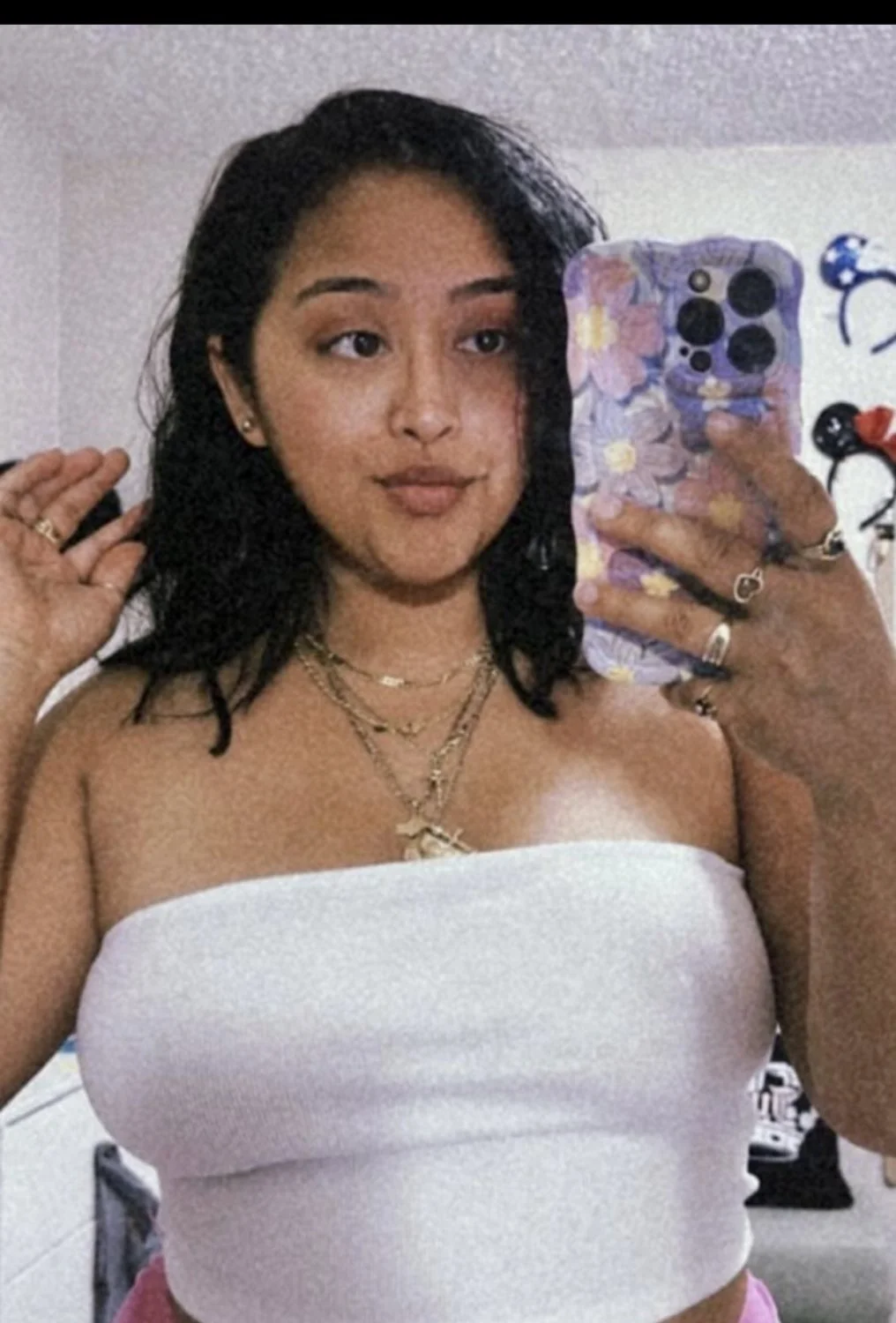 Amateur Thick Latina image 7