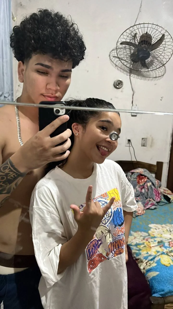 Sexo con mi prima caliente de 19 main image