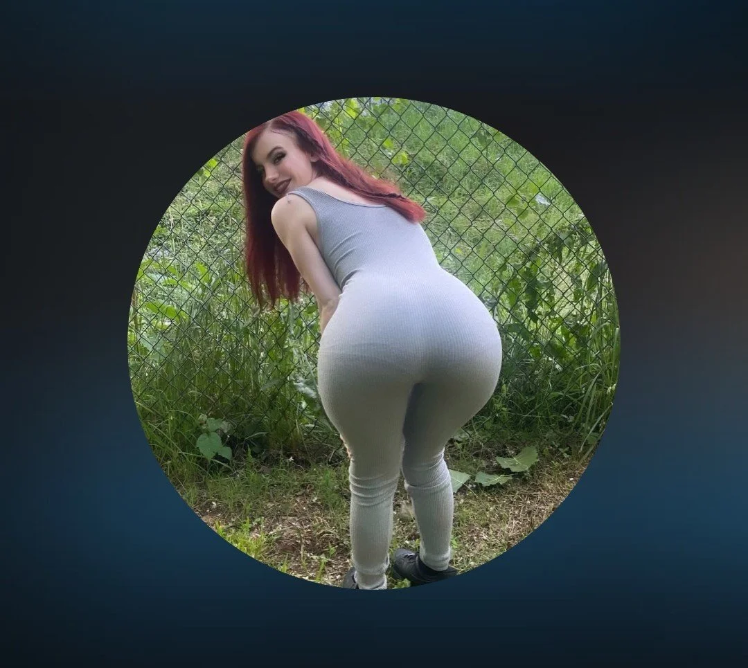 Morghan2fye/Redbunnyy2fye The biggest fucking tease ever image 3