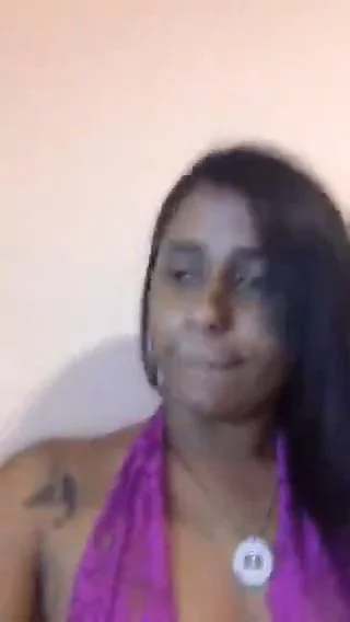 Live vazada da morena que não gosta que os seguidores manda nela image 8
