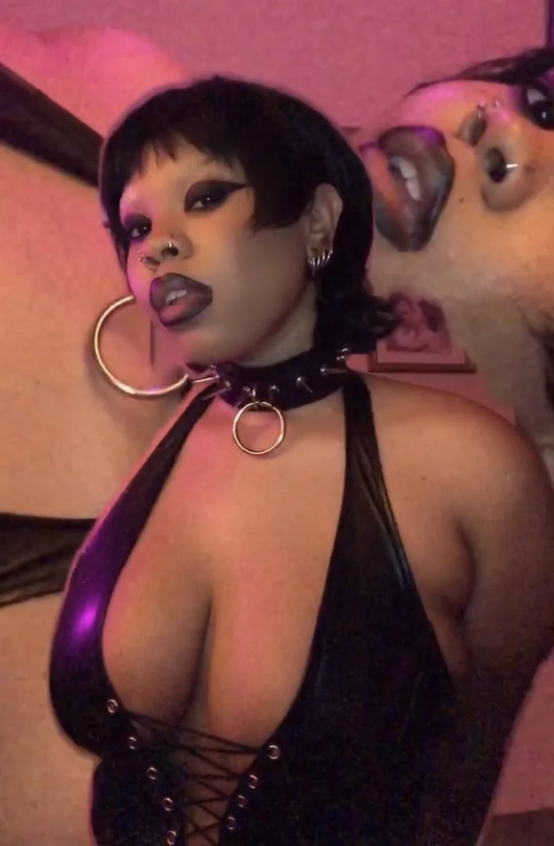 ItsBriabones Sexy image 20