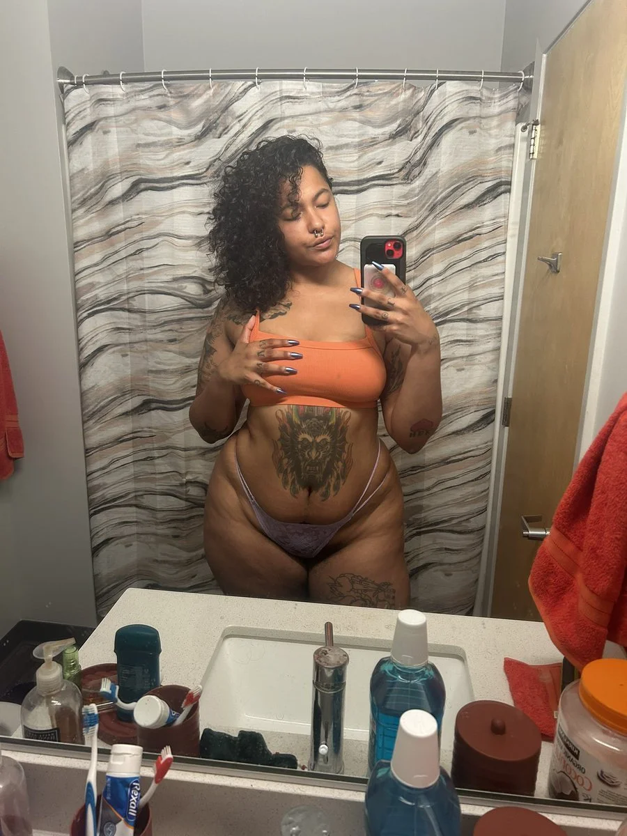 ItsBriabones Sexy image 39