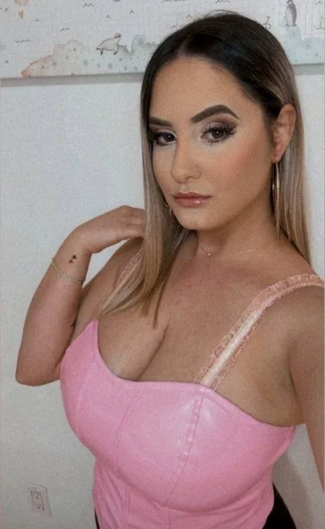 tetona de face image 4