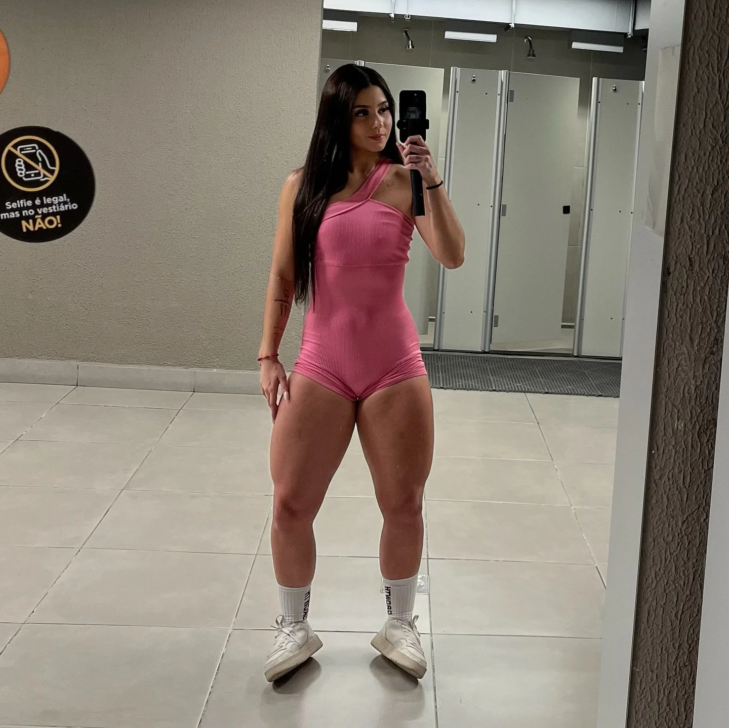 Moreninha muito gostosa da academia image 12
