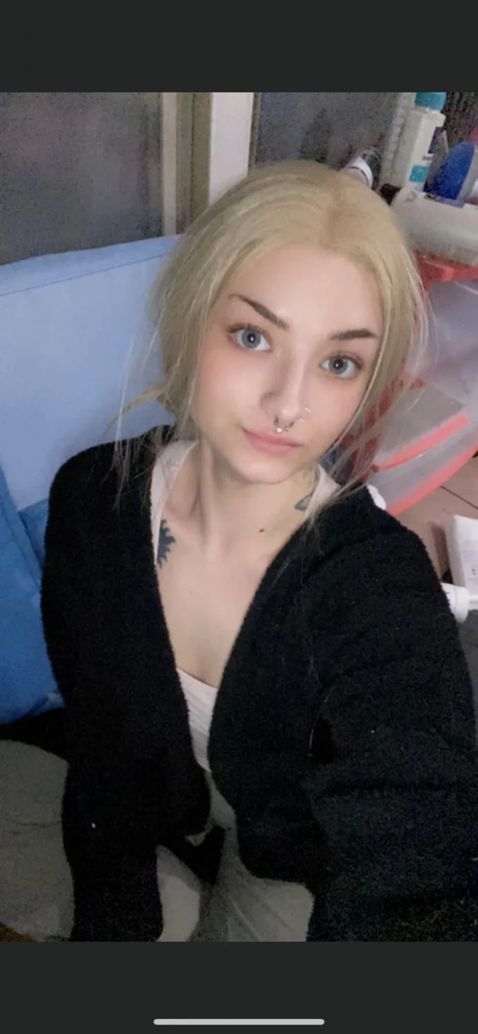 Brenna from Michigan. Who wants more? image 4