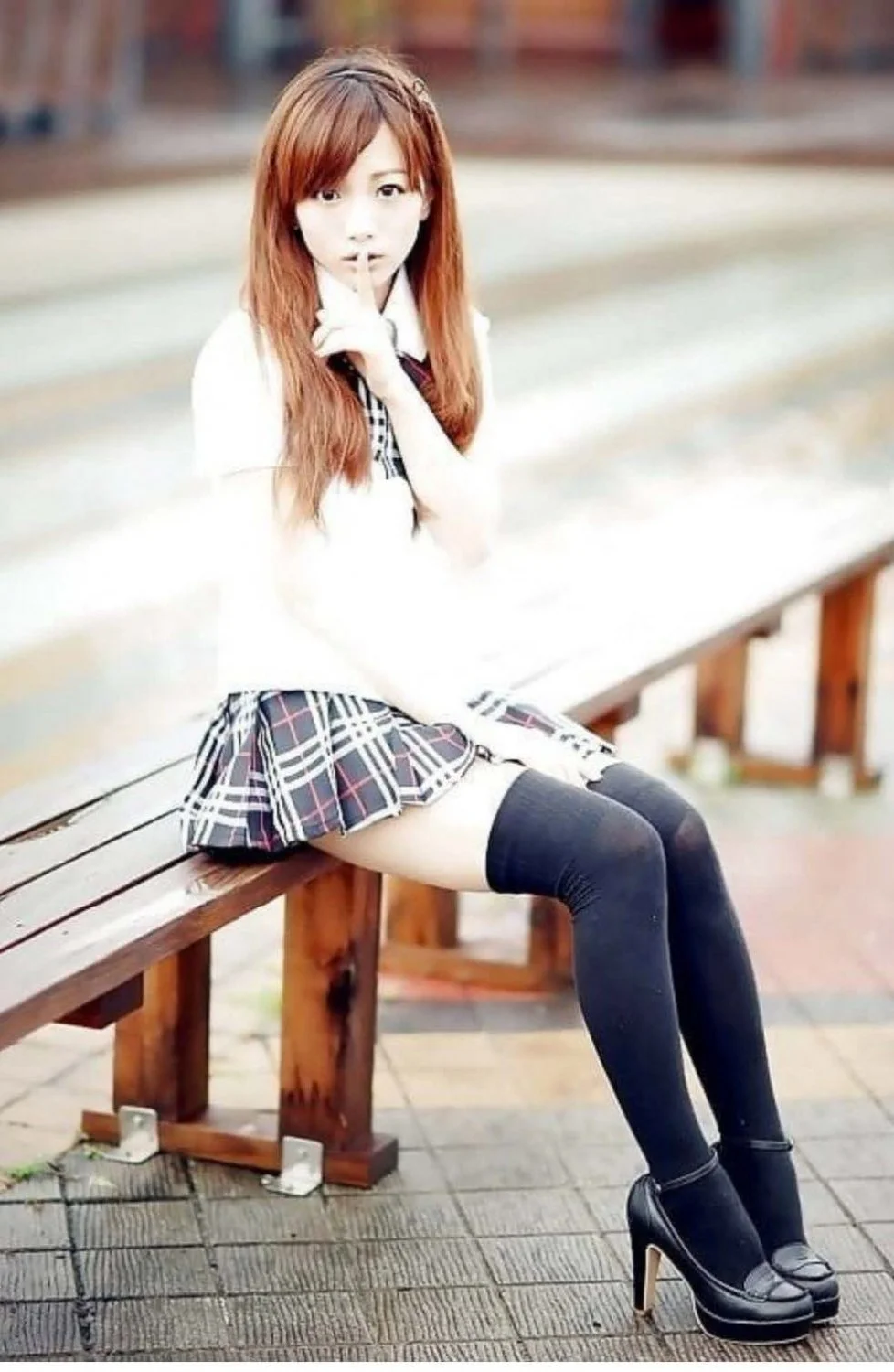 Upskirt 6 image 7
