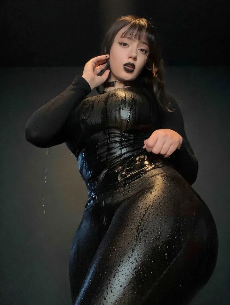 Hot main image