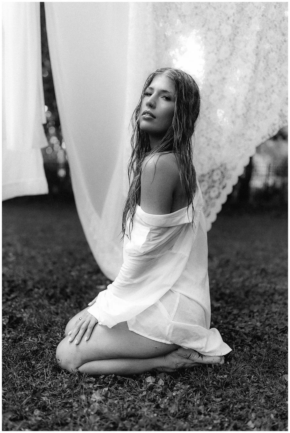 Clothesline boudoir image 2