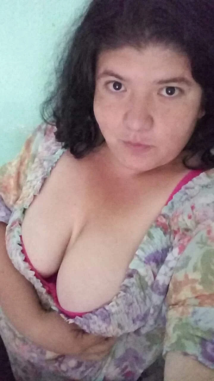 Rocio milf image 5
