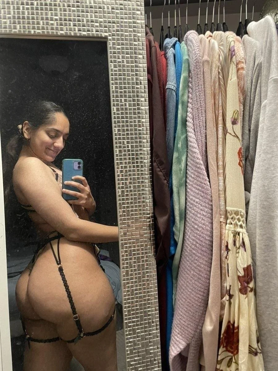 Fat ass Indian slut leaked pt 4 image 6