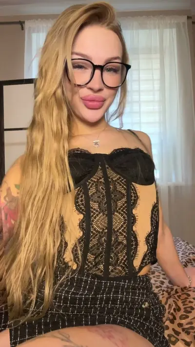 🔞 Hot gorgeous natural tits nude grinding pussy 😈🍑 Check OF now cover image