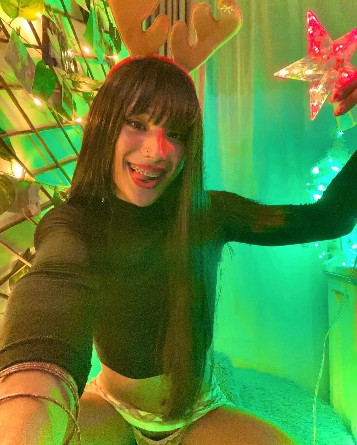 KIM REINA TRANS SEXY image 15