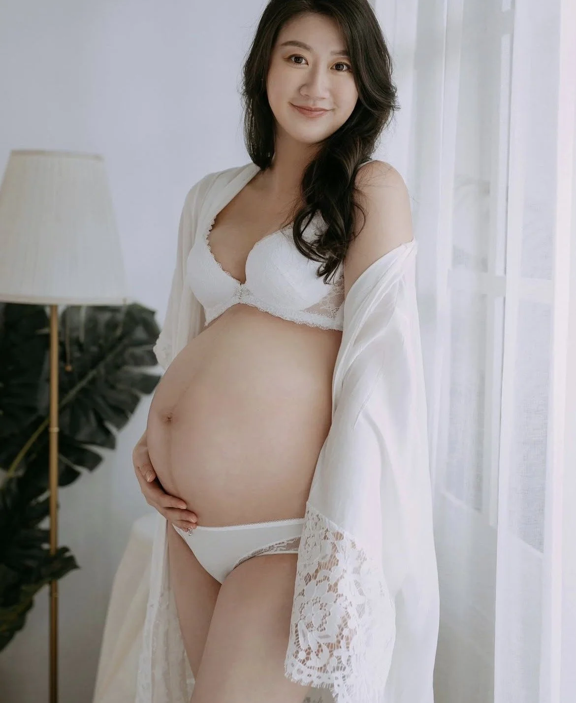 Sexy Preggo Asians 3 image 4