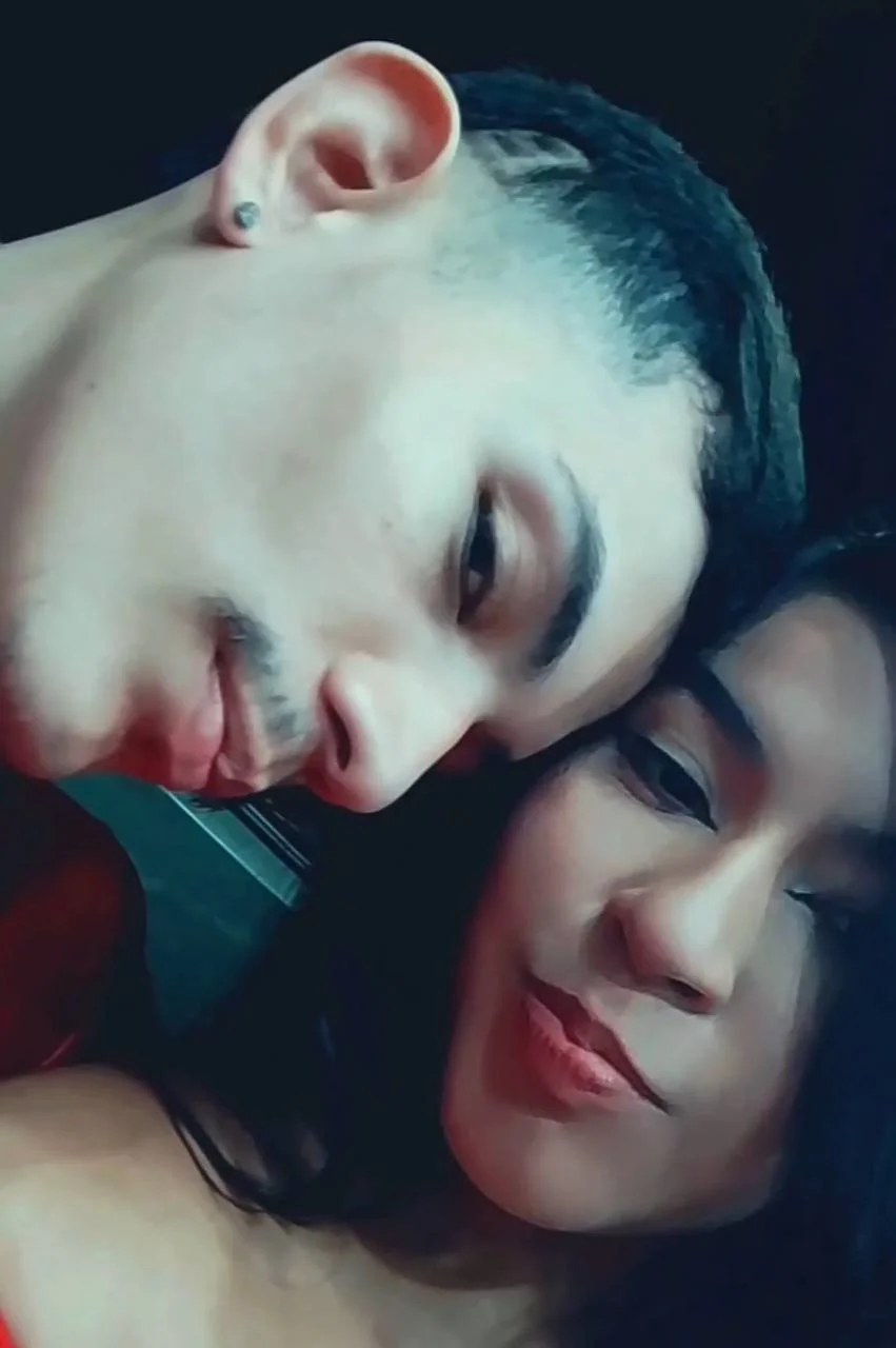 Casal Vazou Putinha Gordinha Mamando e dando o cuzinho main image