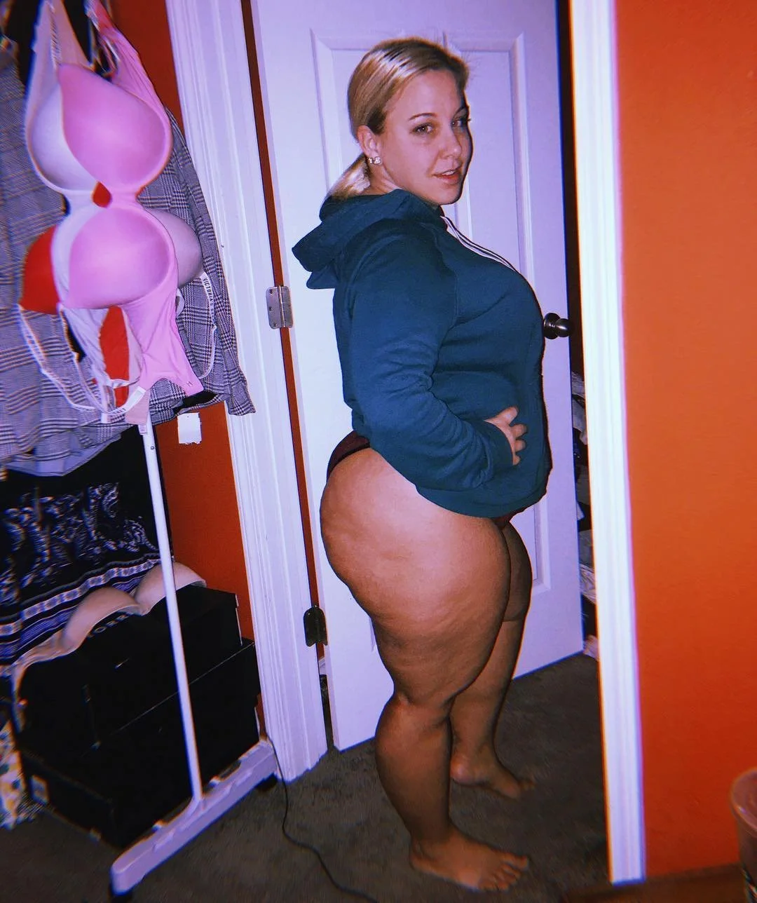Thick Pawg who was built for BBC image 29