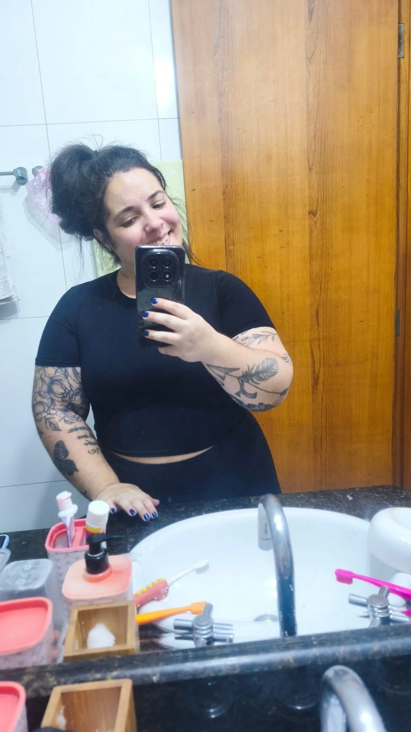 Coroa tatuada teve os nudes casados pelo namorado image 3
