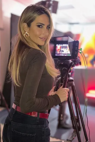 Giorgia Rossi hot italian journalist cover image