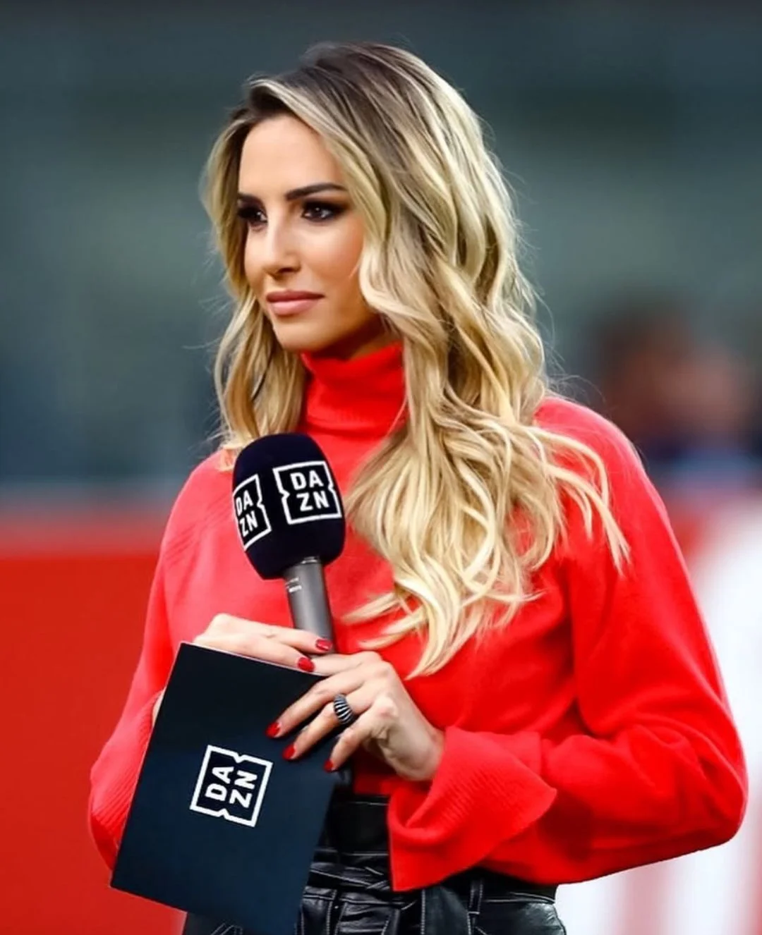 Giorgia Rossi hot italian journalist image 17