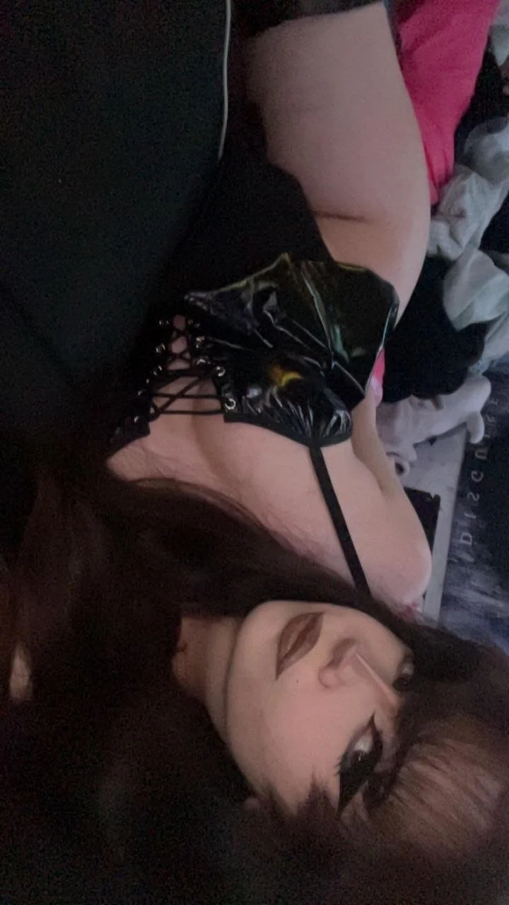 Thick alt pawg slut leaked image 10
