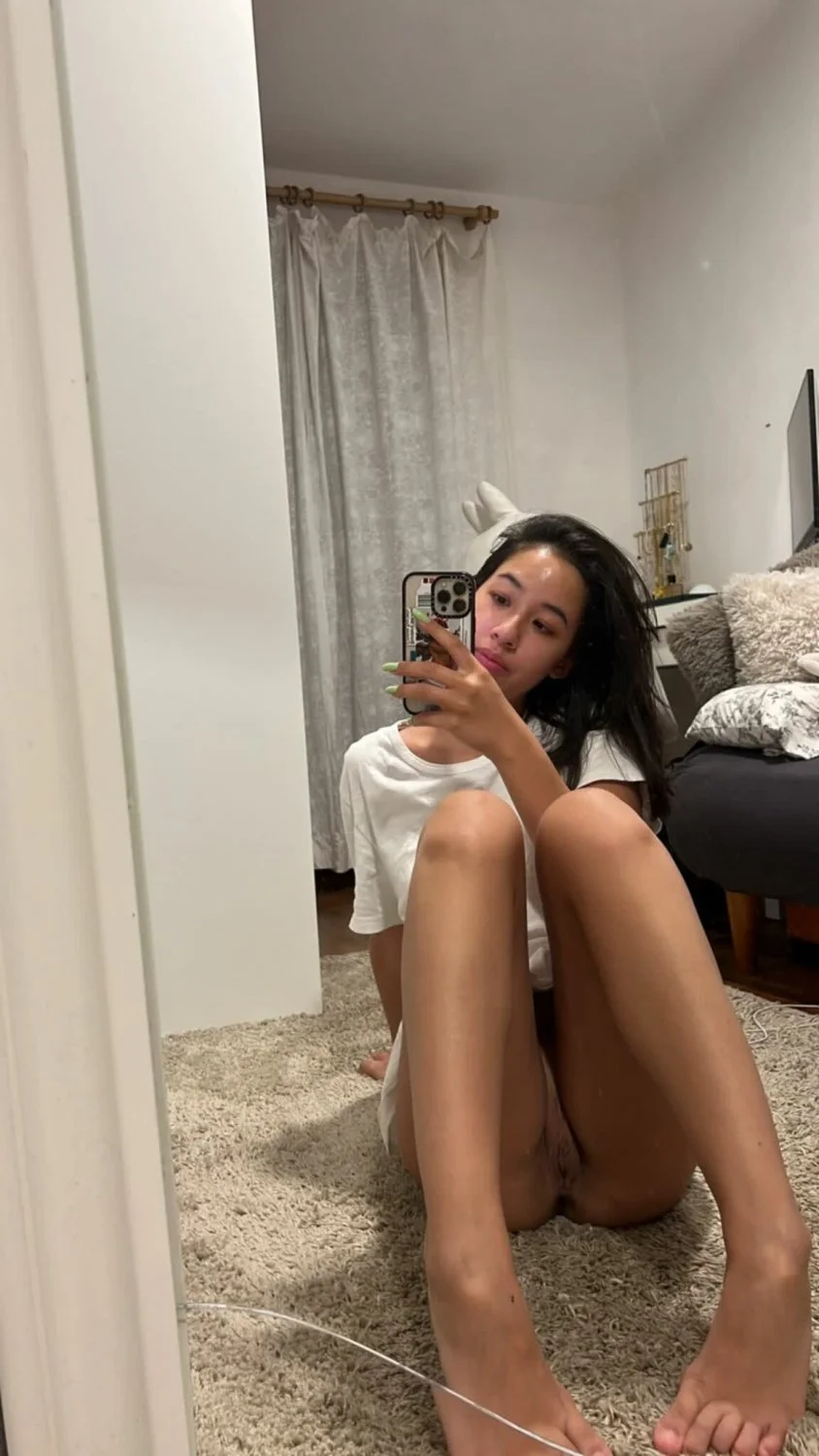 Beautiful Asian gf image 12