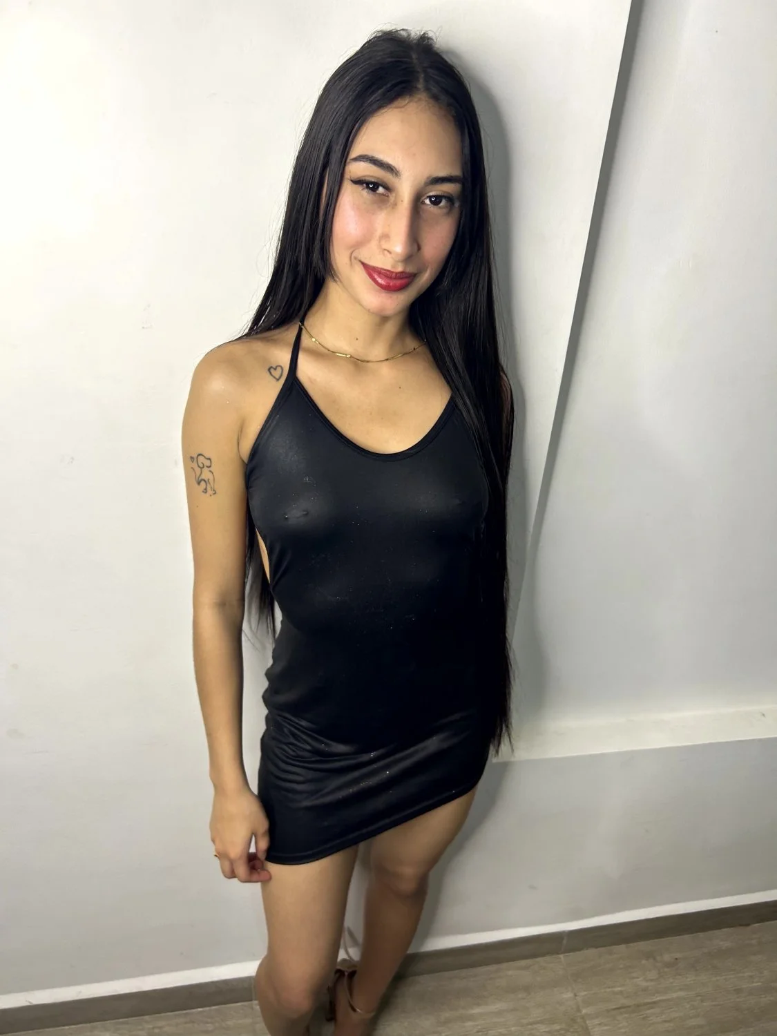 Teen Latina Svetlana Gomez main image