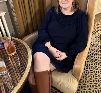 🇬🇧A hubby wants to see his British Hotwife posted for all to see. MILF mom married tinder date cover image