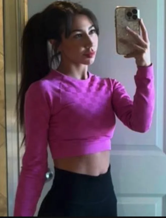 snow bunny bubble butt great hips image 6