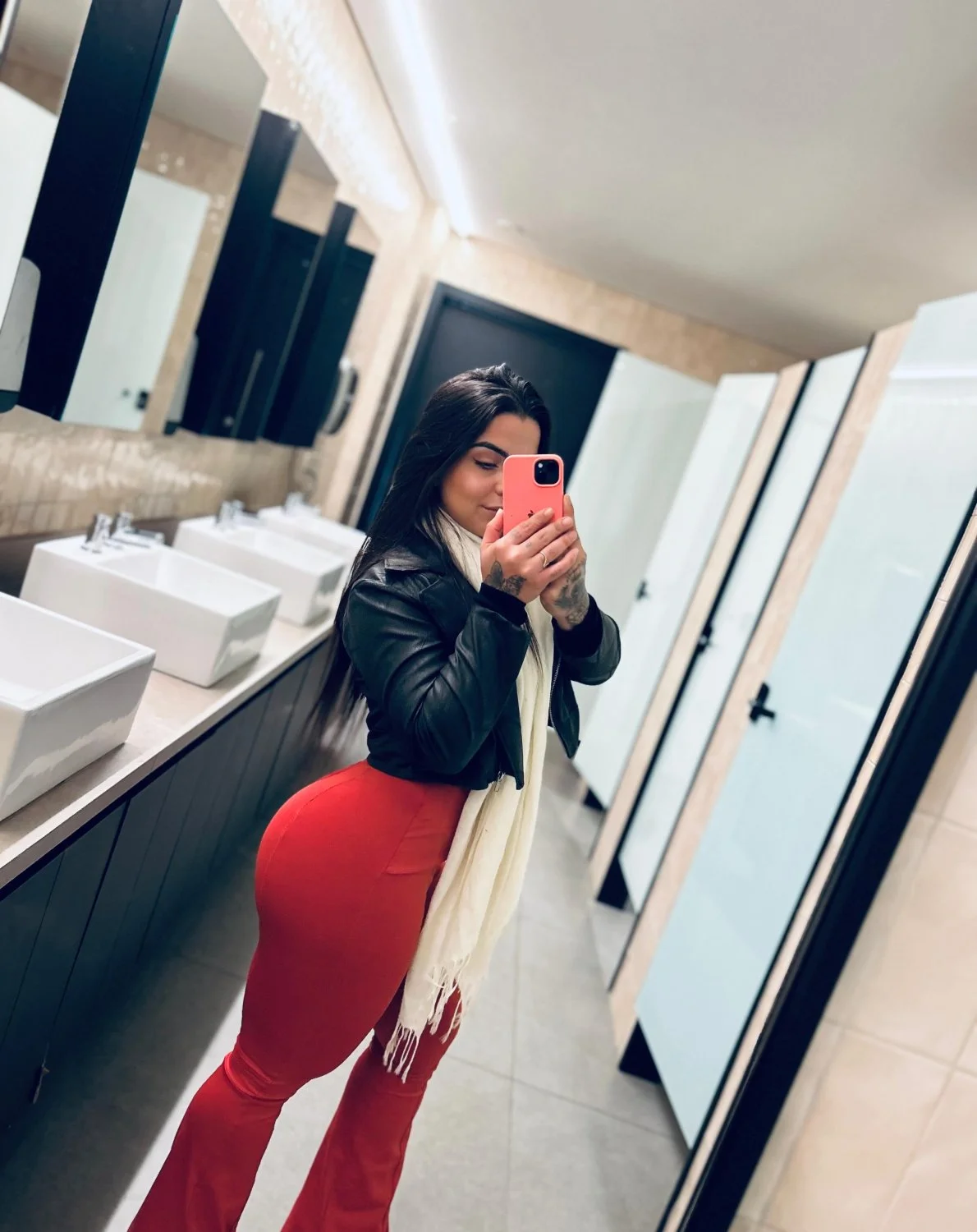Morena Maravilhosa Gata Demais (Däiªny Pørtēlª) image 24