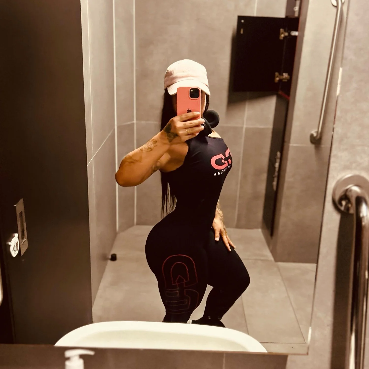 Morena Maravilhosa Gata Demais (Däiªny Pørtēlª) image 4