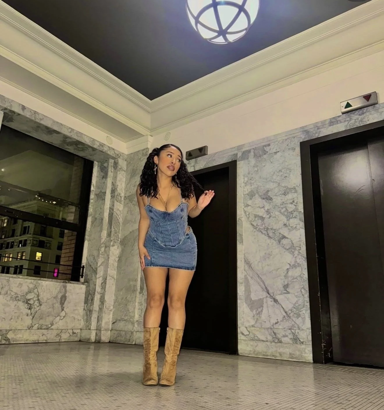 tiny latina from LA image 3