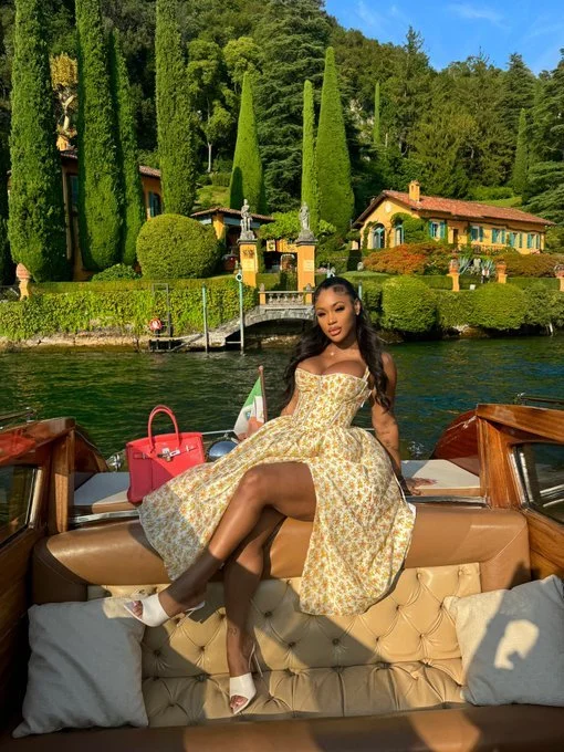 LIRA MERCER🤎 image 9
