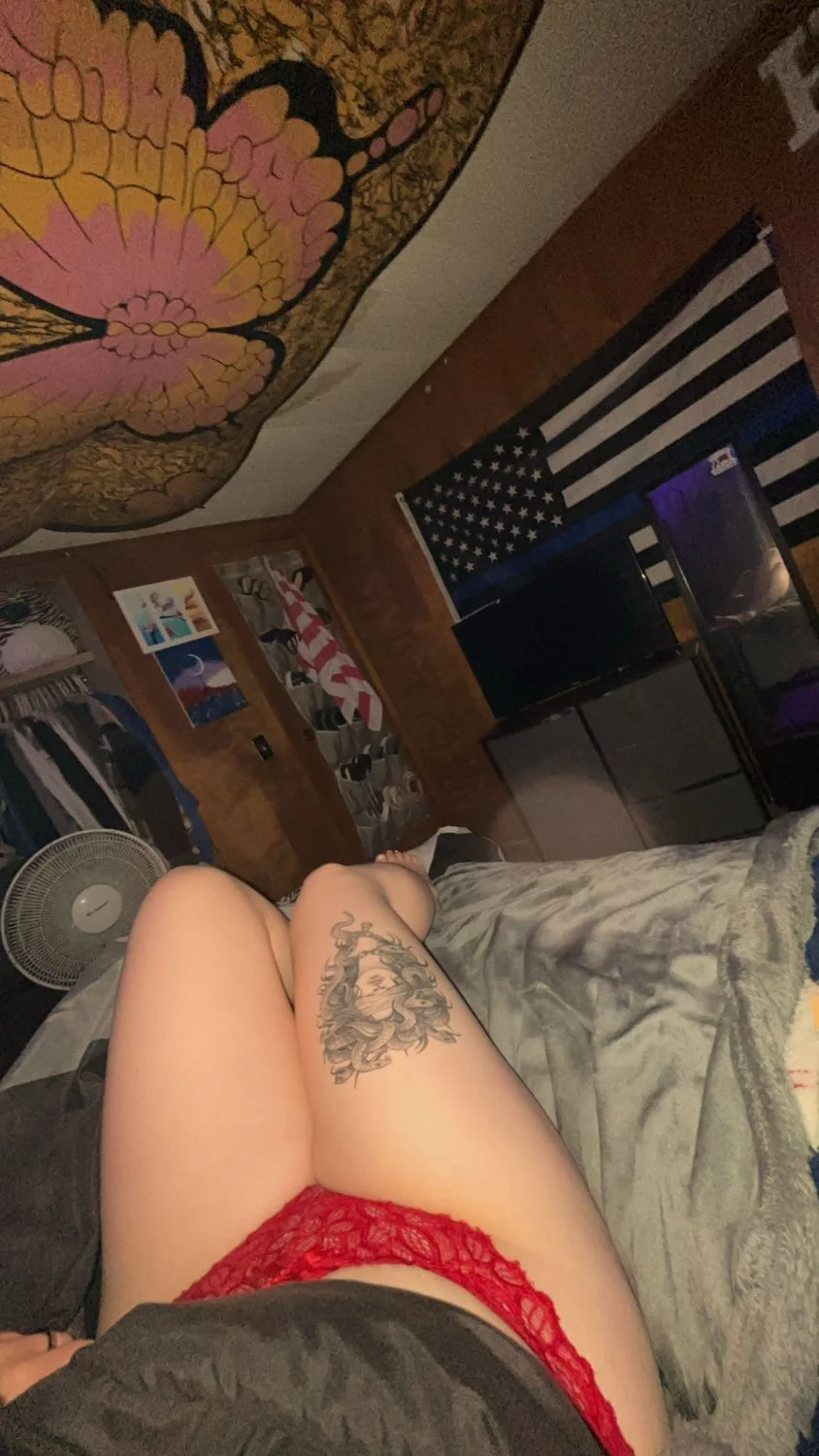 Iowa whore image 9