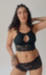 Tatuada de lingerie main image