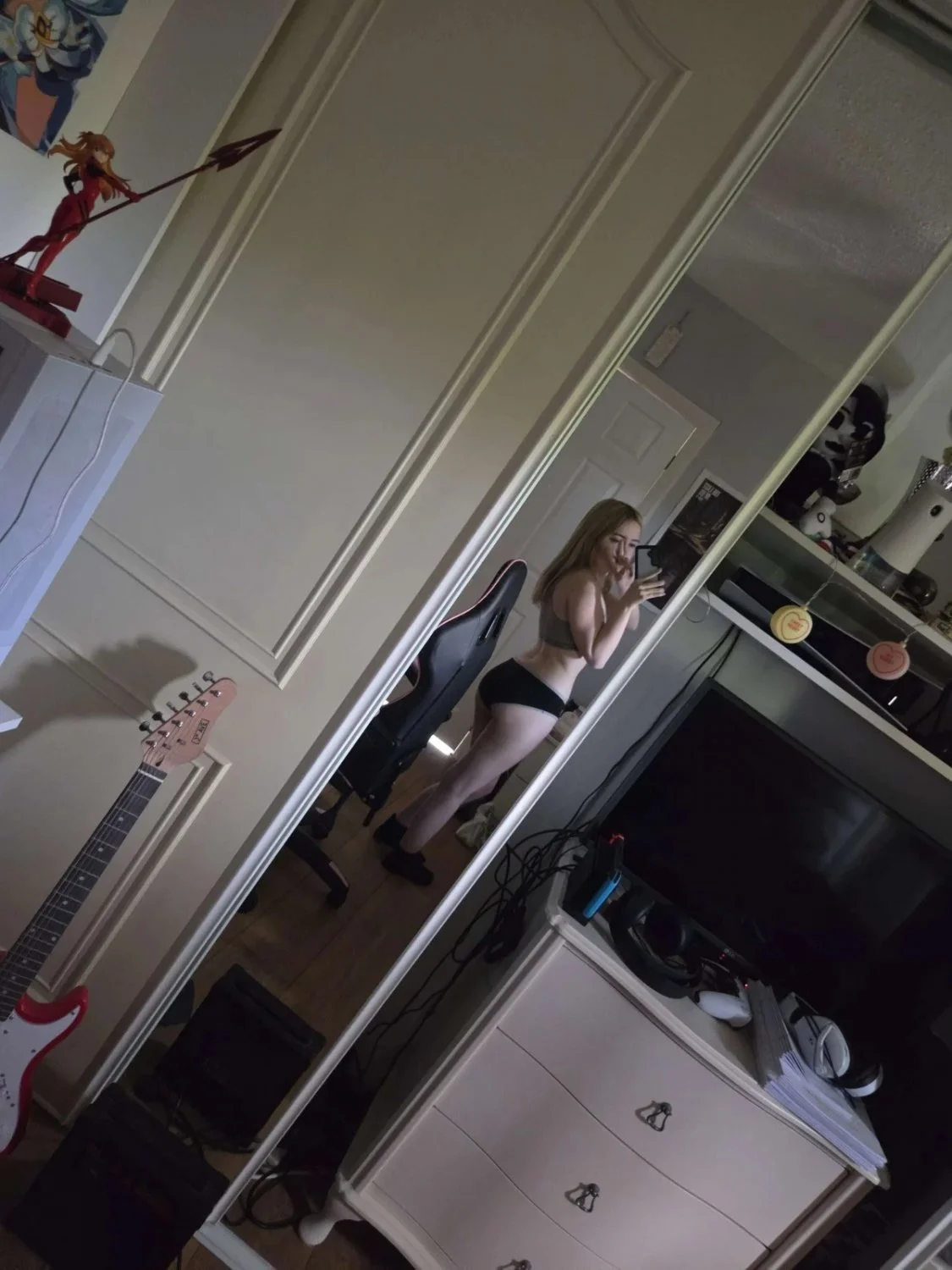 Katy, 18, Teen gets naked and tribbed image 4