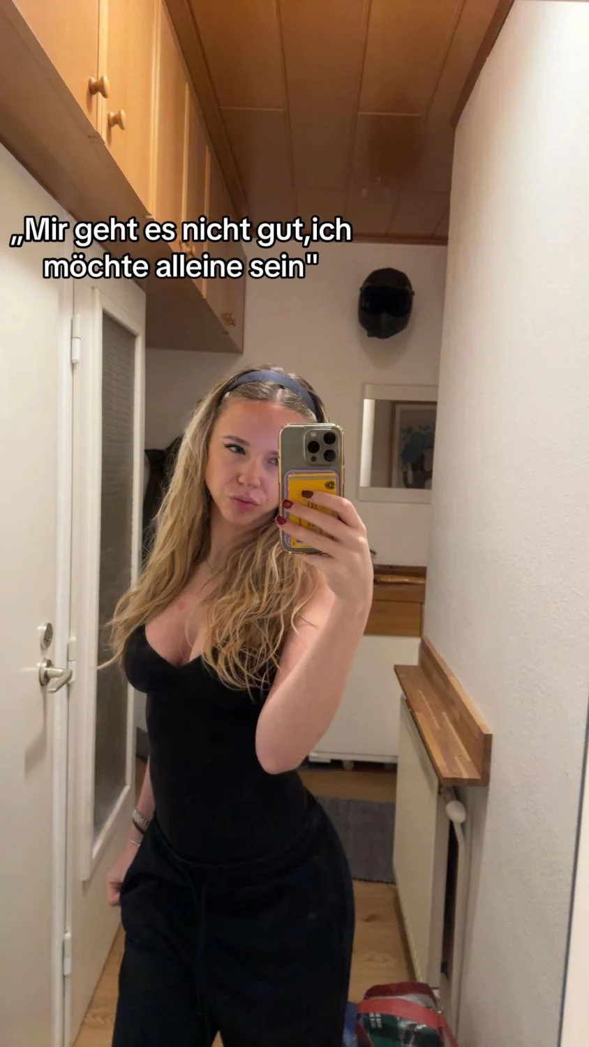 German Slut Lea image 8