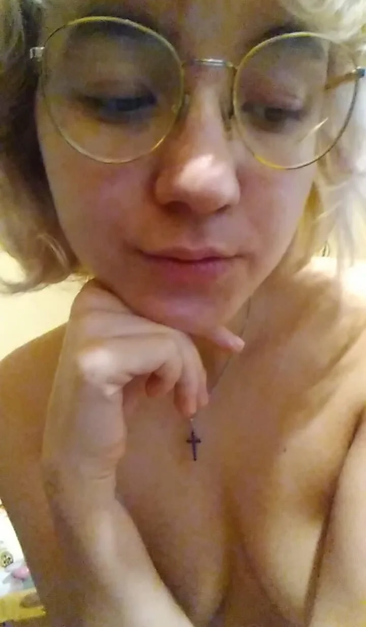 Little Czech anal whore exposing herself again 2 image 23