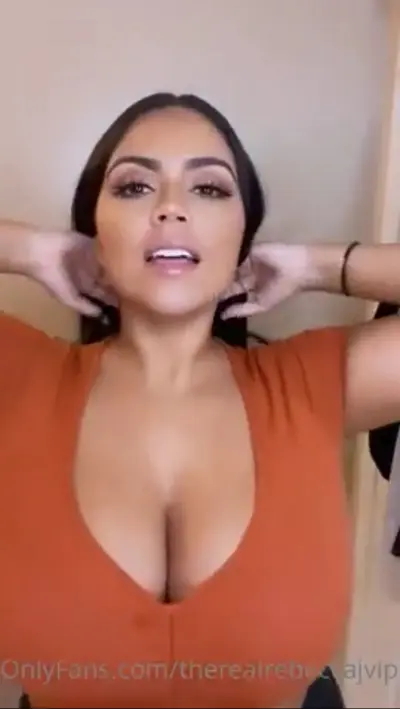 Latina Milkers 🥛 cover image