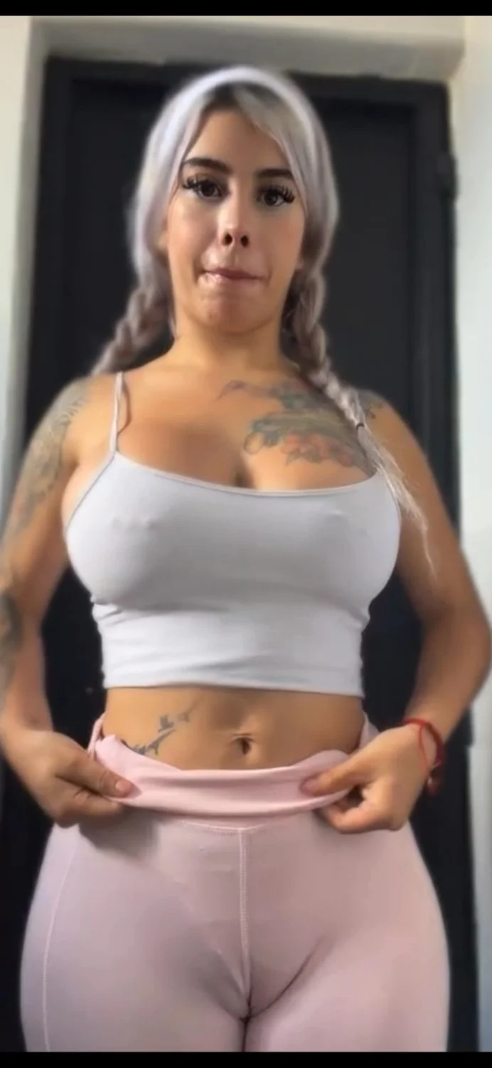 Big titis at the gym image 23