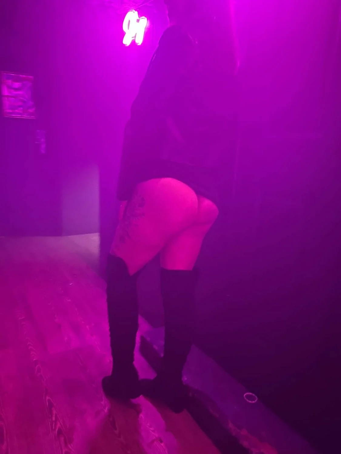 Anal Hotwife 💯% slut main image