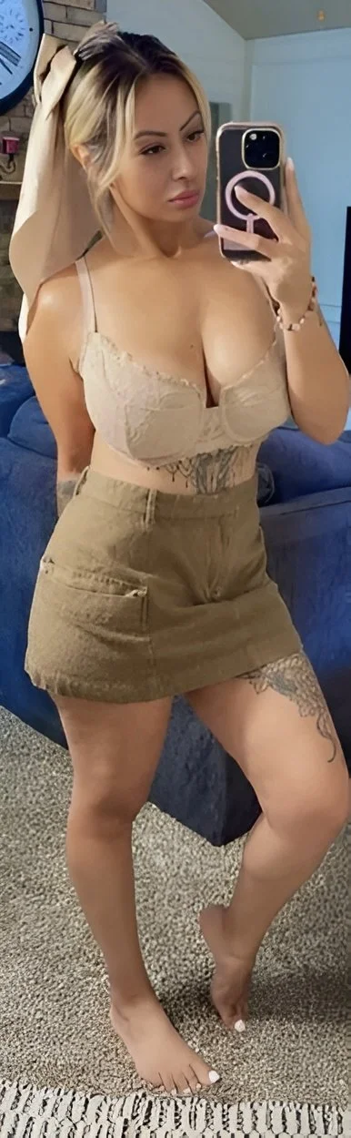 Someones stepmom loves being an internet slut. This latina milf & her mommy milkers deserve cum image 37