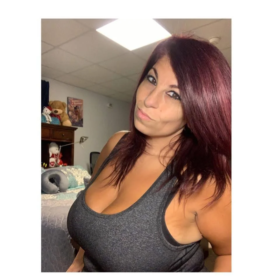 Love them big titties image 5